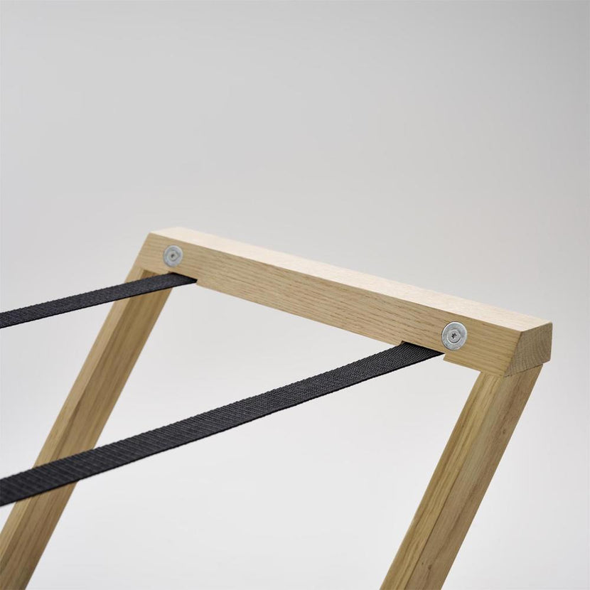 APS VALO dienbladstandaard opgeklapt – praktische tray stand voor restaurant en events