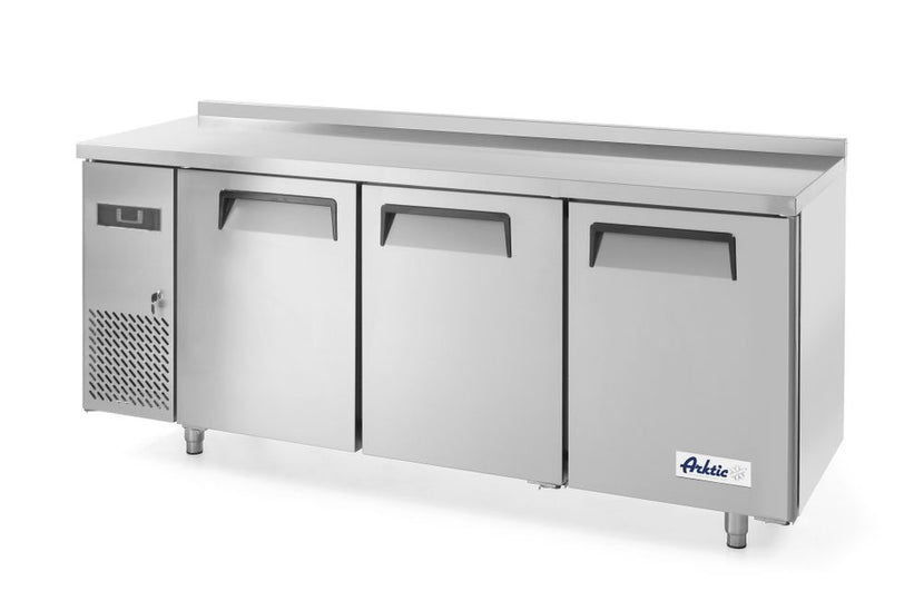 Hendi 3-deurs koelwerkbank RVS – ruime 390 l koeling voor restaurant en snackbar