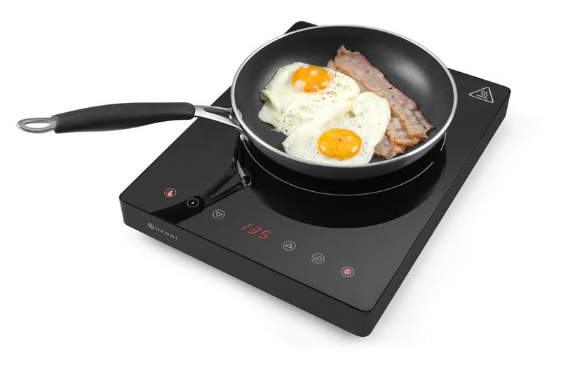 Hendi inductiekookplaat Black Line in zijaanzicht – elegant koken voor de gast