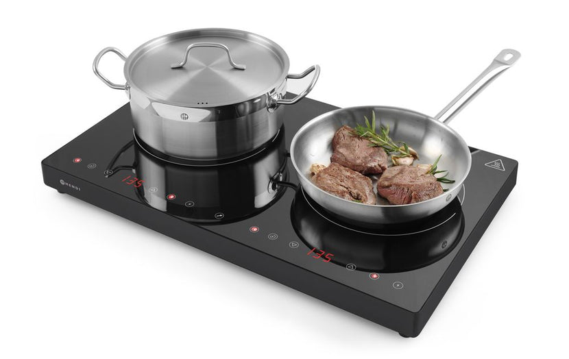 Hendi dubbele inductieplaat Black Line in zijaanzicht voor front cooking