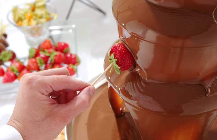 Basis en bediening van de Hendi chocoladefontein 250W in detail