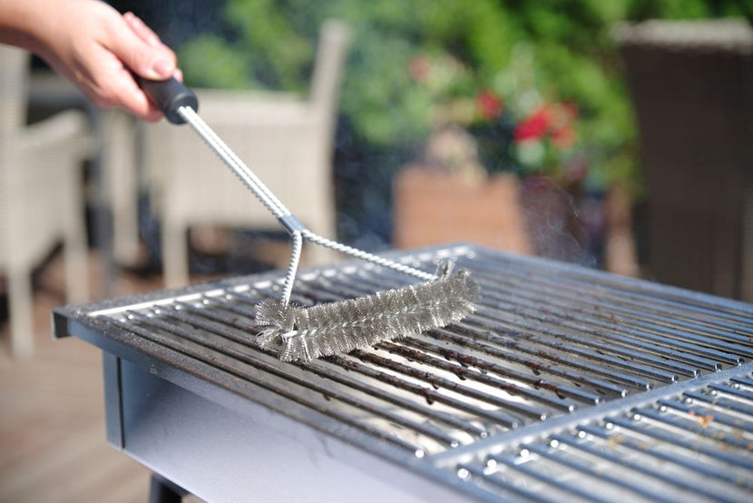 Lange Y-staalborstel Hendi 500 mm – veilig reinigen van hete grillplaten in de keuken