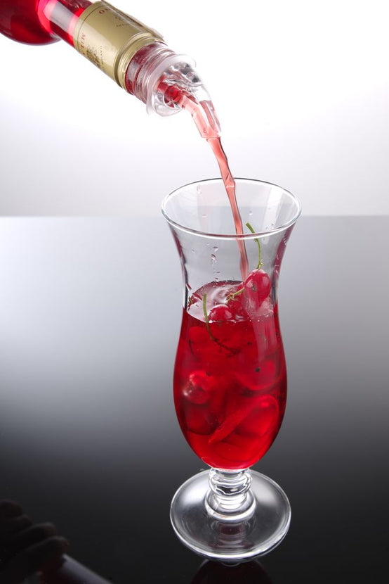 Transparante Hendi schenktuiten van dichtbij – vloeiende doorstroming voor de cocktailbar