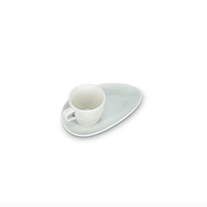 F2D Ceres schotel 20x13 cm frost white – sfeerbeeld gebak serveren in restaurant en hotel