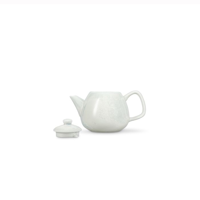 F2D Ceres theepot 50 cl frost white – sfeerbeeld thee serveren in café en restaurant