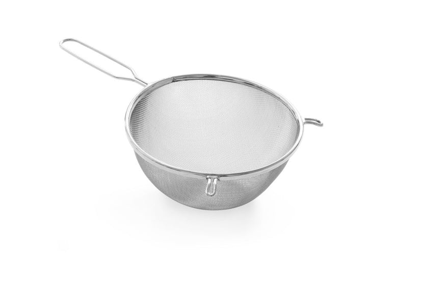 Hendi passeerzeef RVS 220x390 mm met draadgreep – grote zeef voor de professionele keuken
