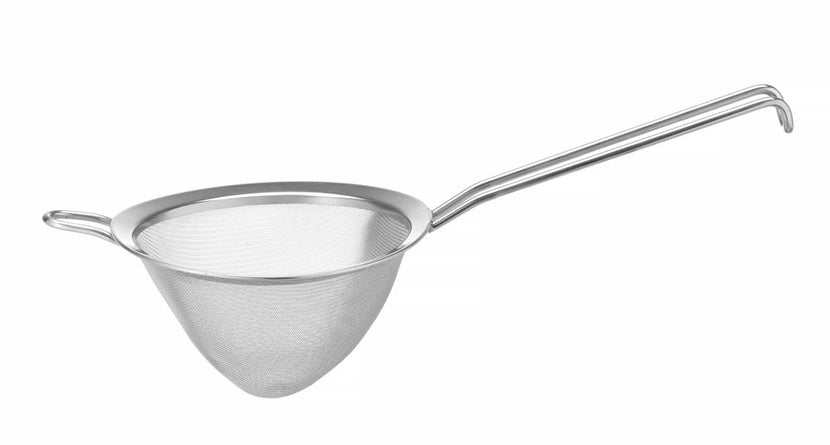 Roestvrijstalen Hendi puntzeef 160 mm van bovenaf – conische vorm voor snel passeren