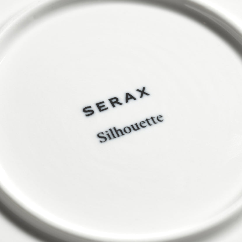Serax Silhouette bord S wit – detailfoto van het strakke witte porselein
