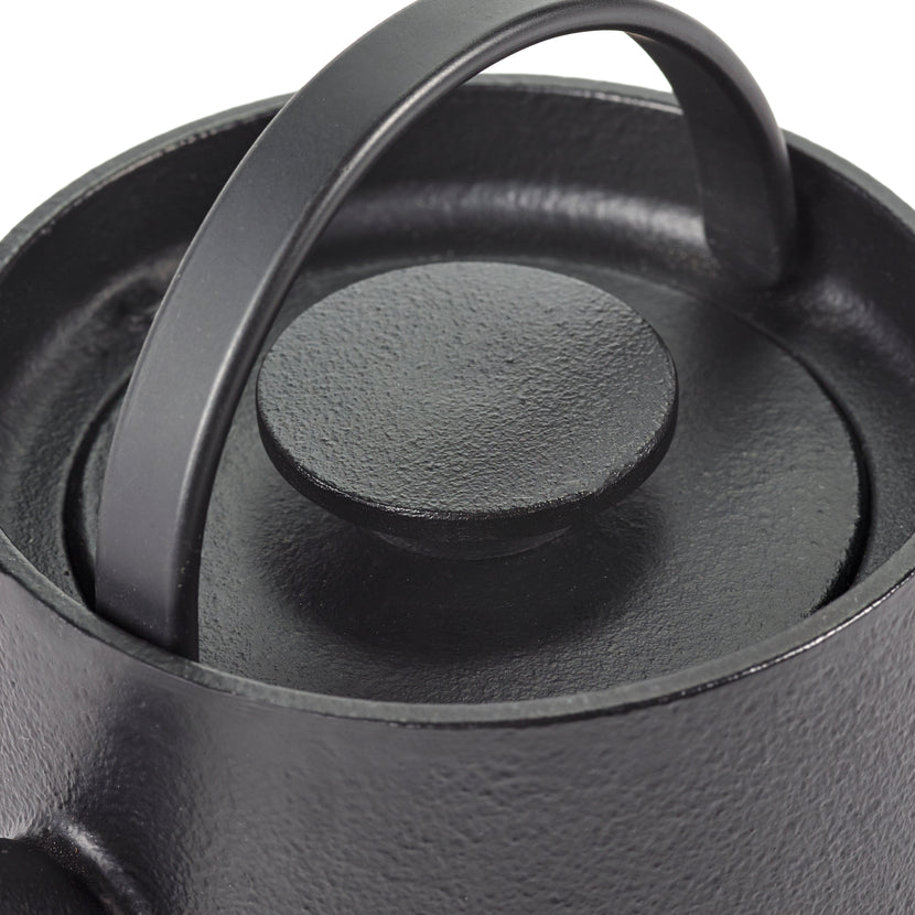 Serax Inku theepot M zwart – zwarte theekan voor café en fine dining