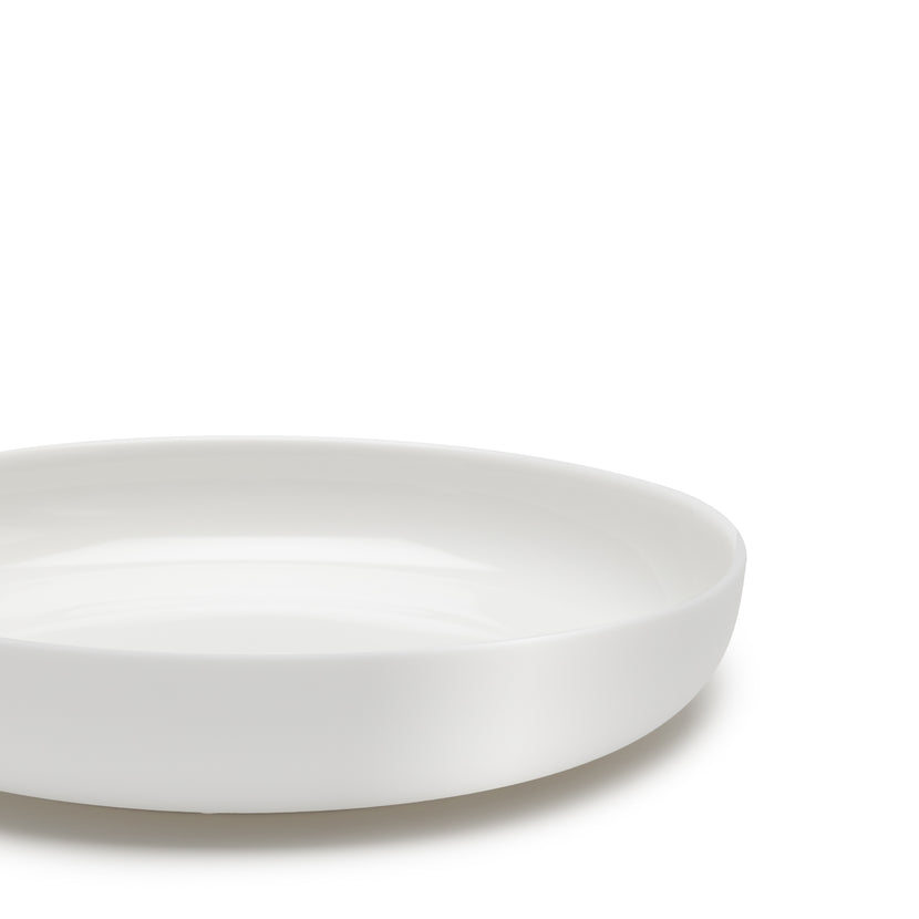 Serax Base hoog bord S wit geglazuurd – zijaanzicht van het witte bord voor restaurants