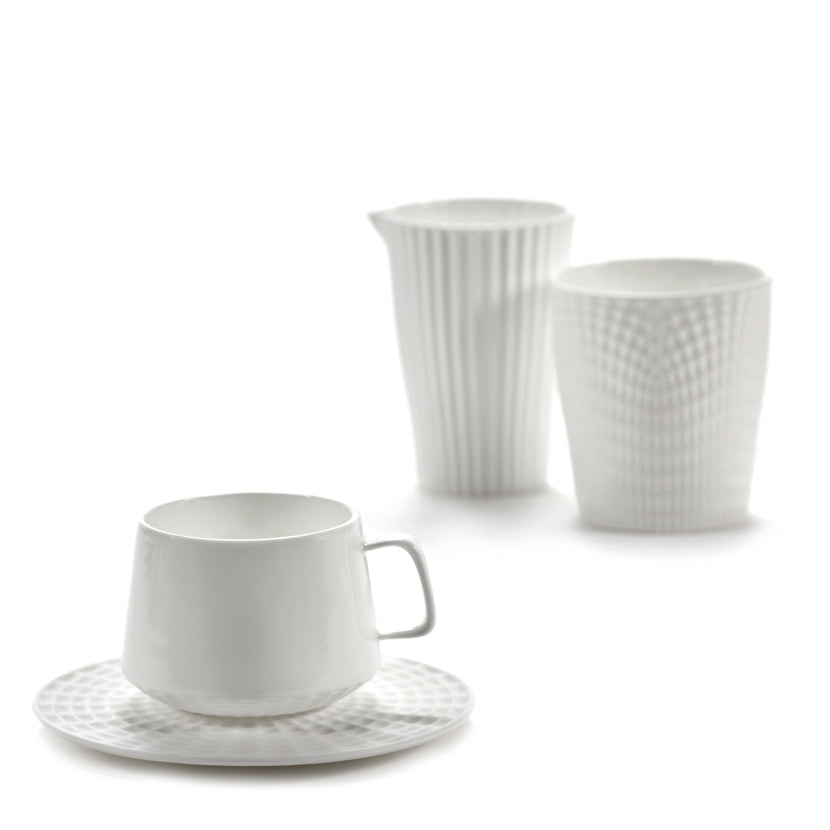 Serax Nido cappuccinokop wit – detailfoto van de witte koffiekop voor de horeca