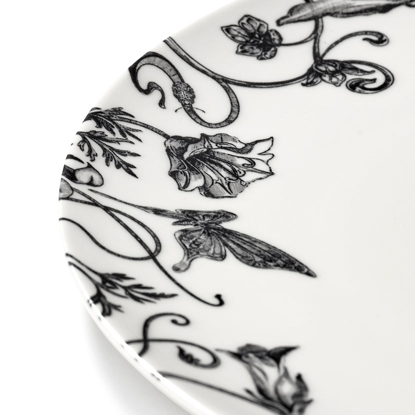 Serax Tomorrowland bord L Floral Fantasy – detailfoto van de bloemenprint op porselein