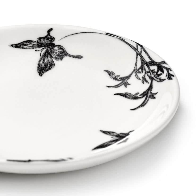 Serax Tomorrowland lage kom S Butterfly Ballet – detailfoto van de vlinderprint op porselein