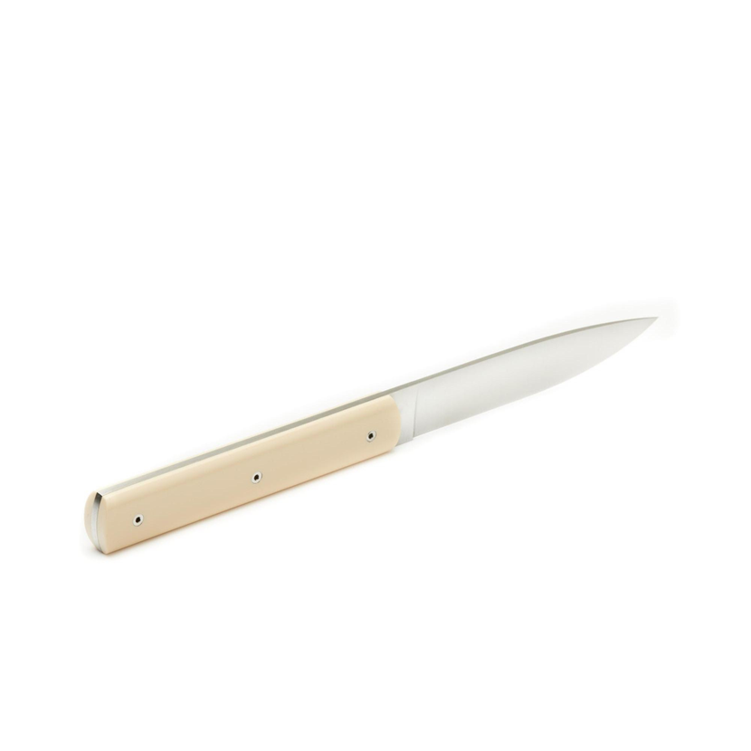 Perceval 9.47 tafelmes met ivoorkleurige greep – vlijmscherp lemmet voor vlees serveren in de horeca