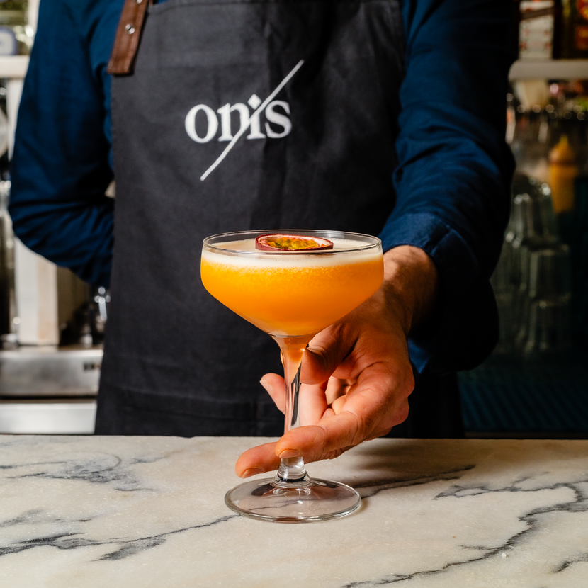 Onis Skyline Coupe glas 275 ml close-up professioneel cocktailglas horeca