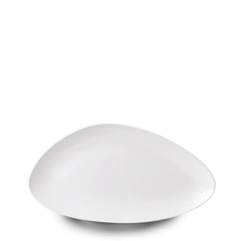 Churchill Isla driehoekig chefsbord 35,5 x 18,8 cm – groot porseleinen bord voor presentatie in restaurants