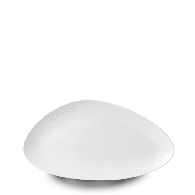 Churchill Isla driehoekig chefsbord 35,5 x 18,8 cm – groot porseleinen bord voor presentatie in restaurants