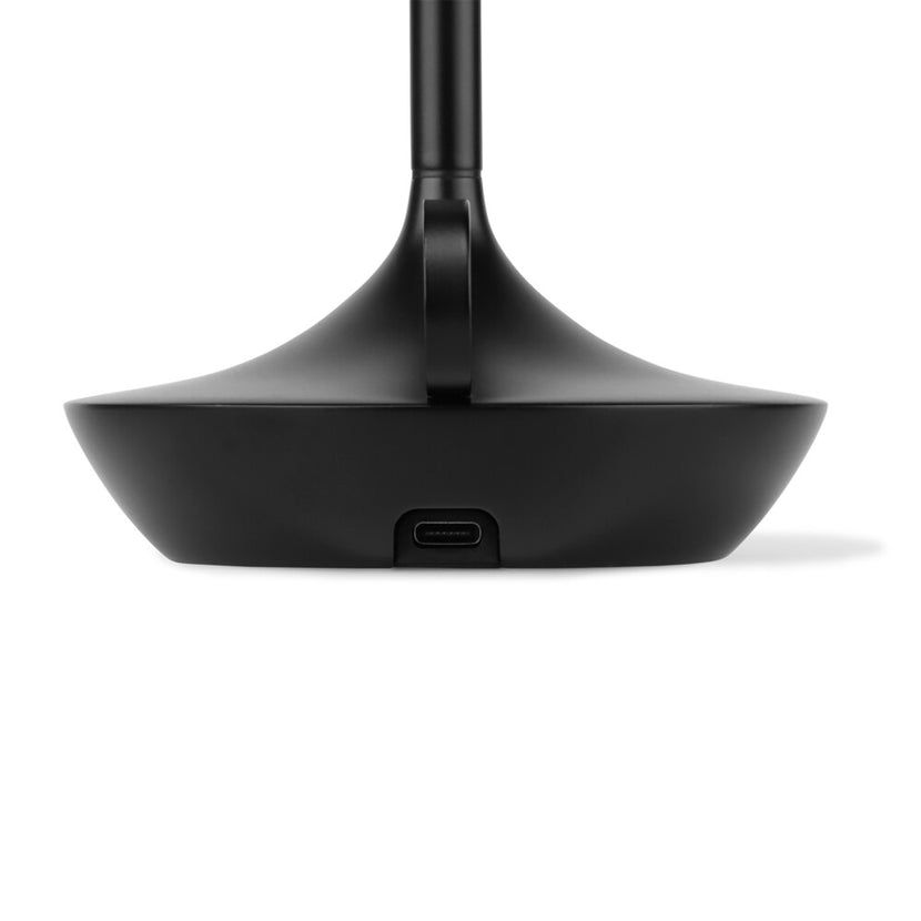Wick PRO Black – dimbare accu-tafellamp voor bar, hotel en events
