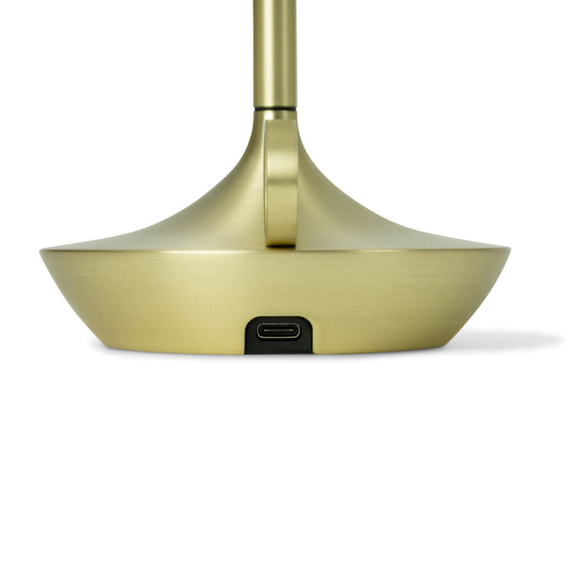 Wick PRO Brass draadloze lamp – dimbare accu-tafellamp voor bar en hotellobby